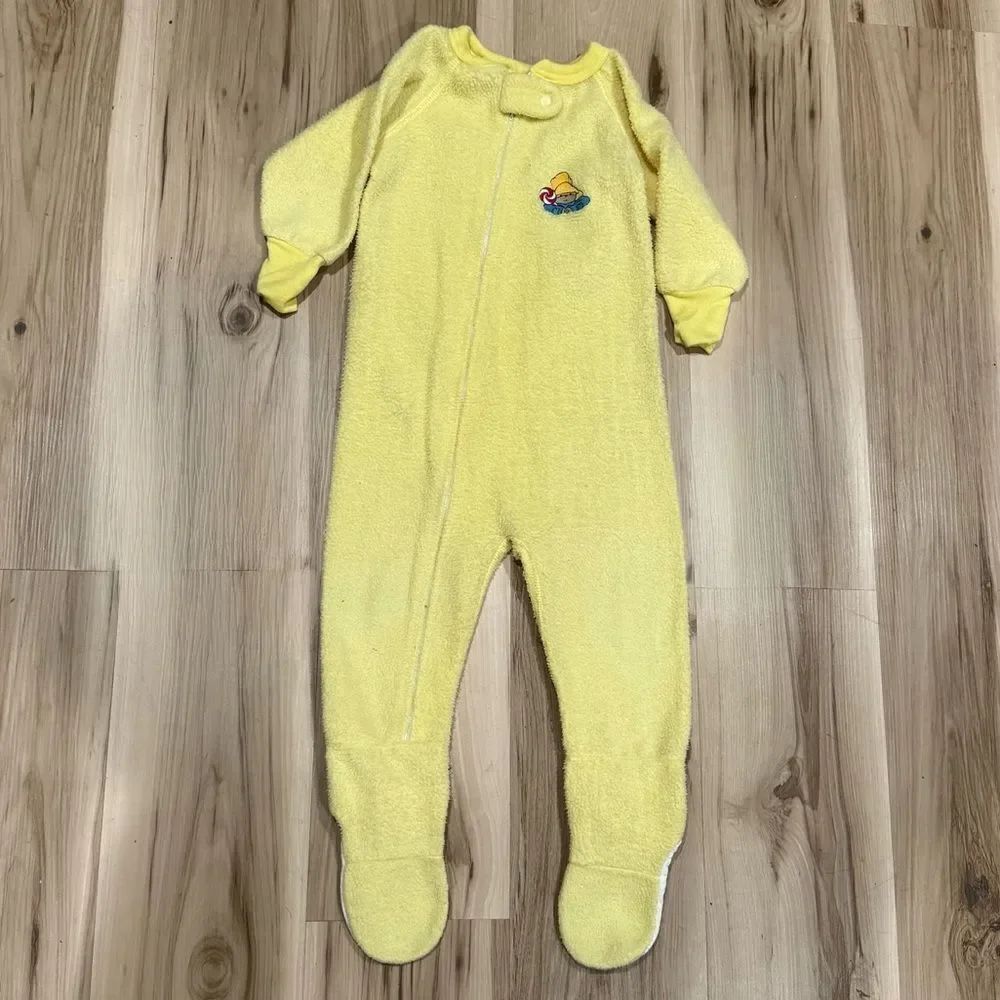 Paddington Vintage 90’s Footie Pajamas Gender Neutral Baby Toddler 2T